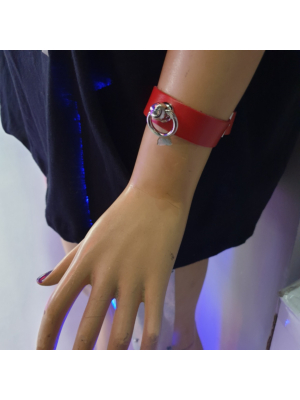 HANDMADE  SMALL RING LEATHER WRISTBAND - RED